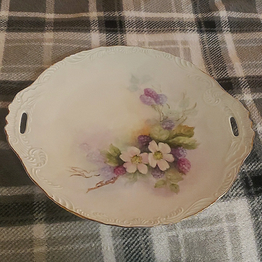 Vintage decorative plate made in Czech Republic  signed and painted by P.Dogglas